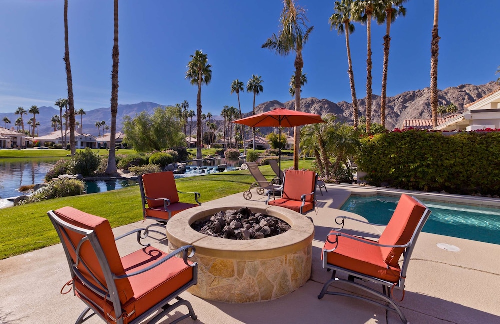 Casa Del Rio Luxe 3BR w Pool Spa Lake Views