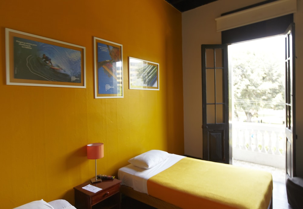 Flying Dog Hostel B&B