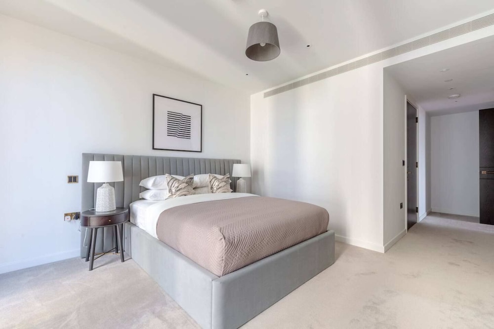 Luxurious 3BD Flat by the River Thames - Vauxhall