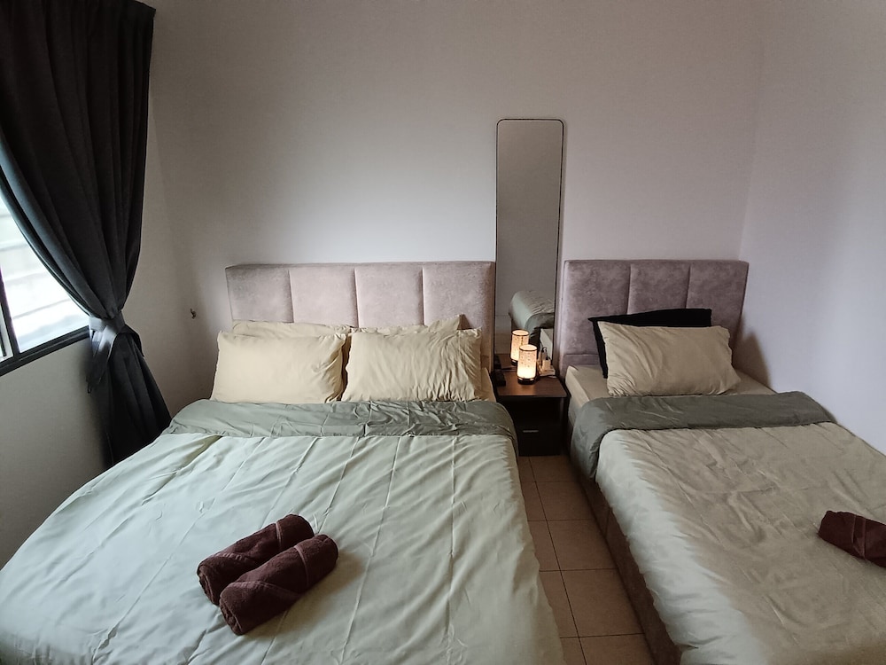 Jess Oasis Stay Tambun