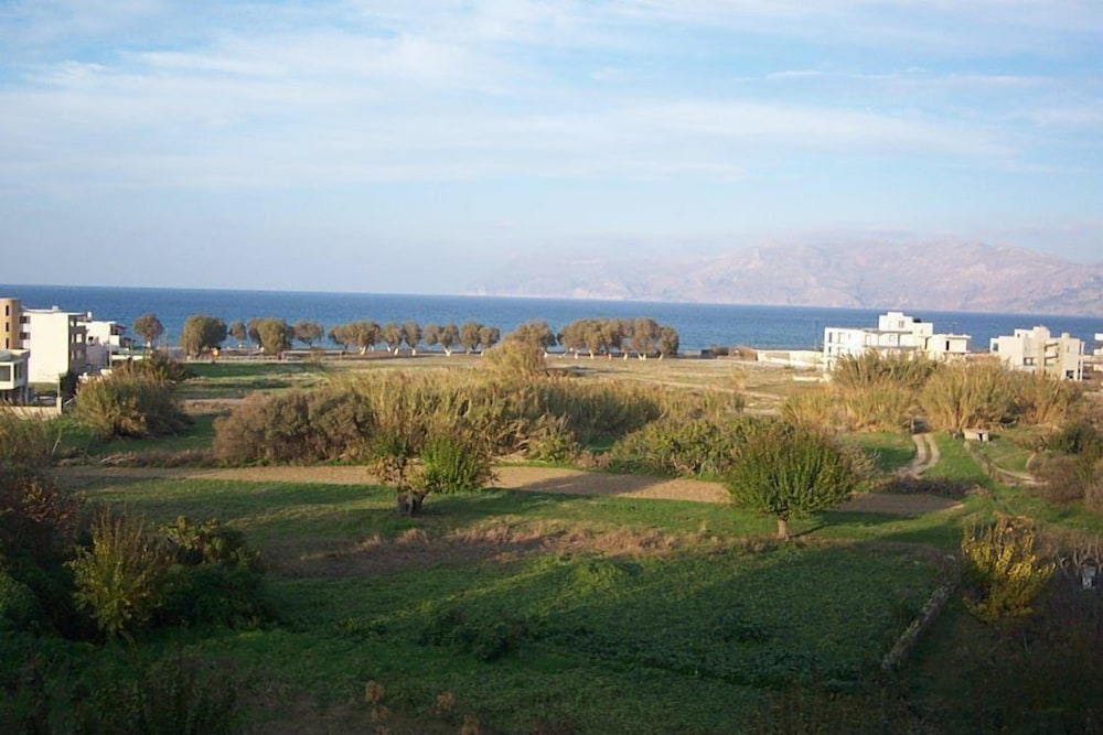 Villa Stylianos - Hostel