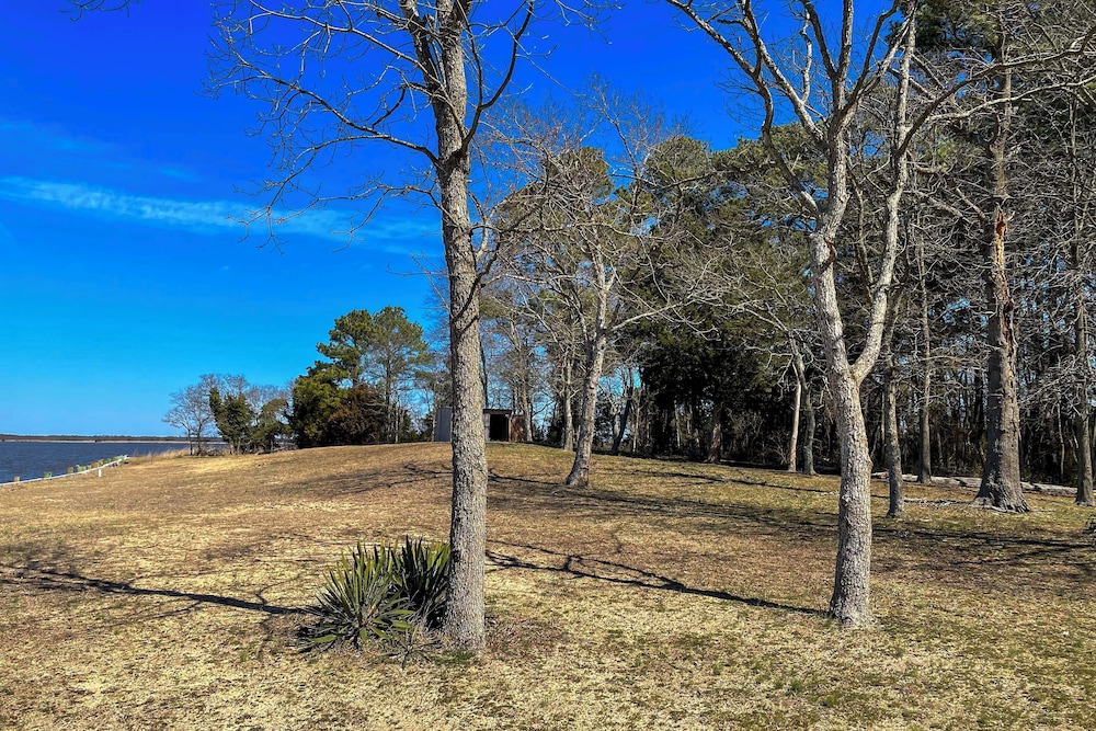 Private Beach & Fishing Pier: Wicomico River House