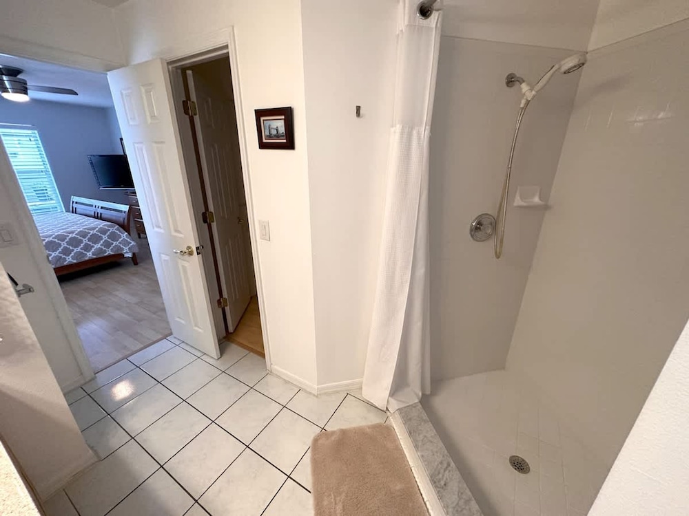 Less Than 10 Minutes From Disney 3Bd Villa With Pool