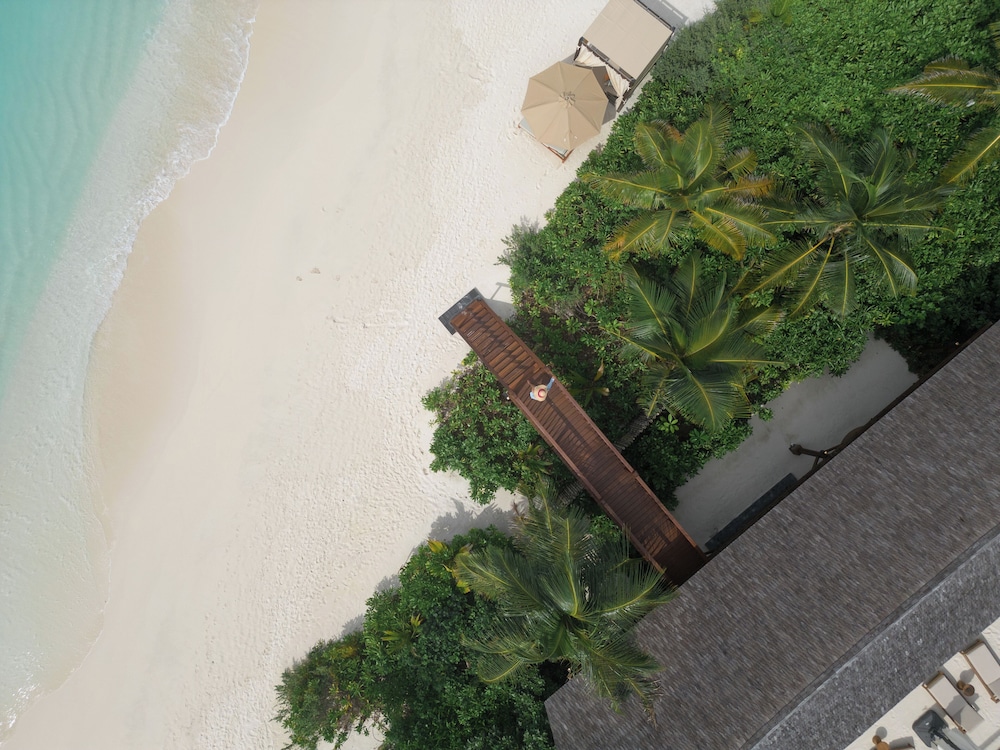 Kuredhivaru Resort & Spa Maldives by Accor