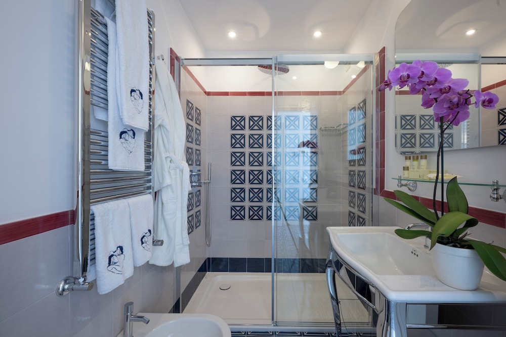 ABBRACCIO Amalfi Boutique Retreat