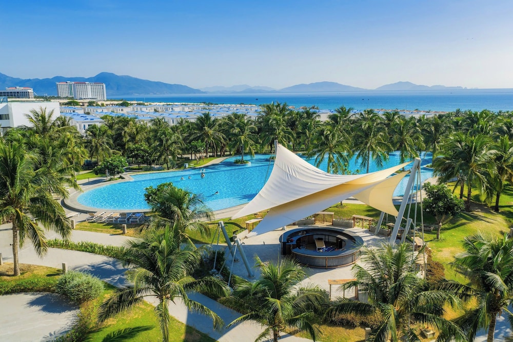 The Grand Arena Cam Ranh Hotel & Resort