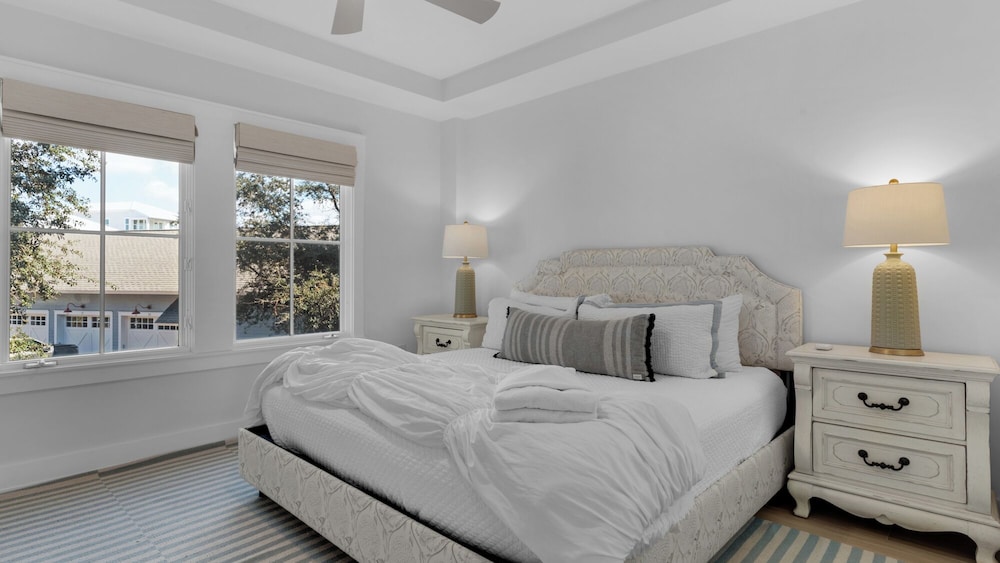 Watersound Beach Retreat Pool & Gulf Views + Free Attraction Tickets!