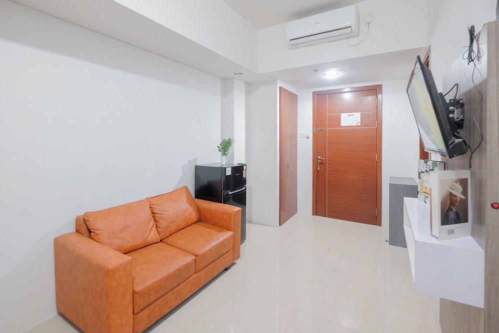 Best Deal and Stunning 2BR Apartment at Vittoria Residence