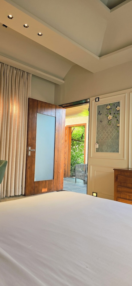 The Bhagwati Cottage & Villa