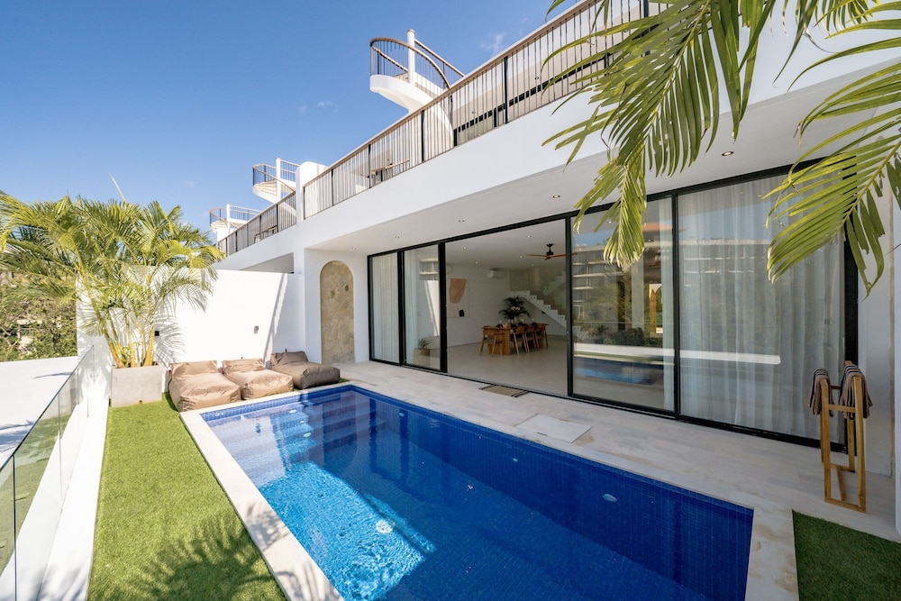 Elements B2 Villa Bingin