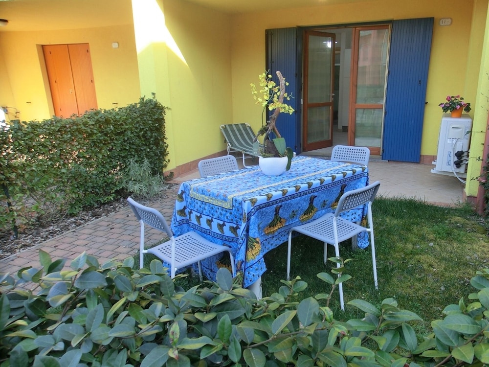 Very Nice Studio With Private Garden and Swimming Pool by Beahost Rentals view 2