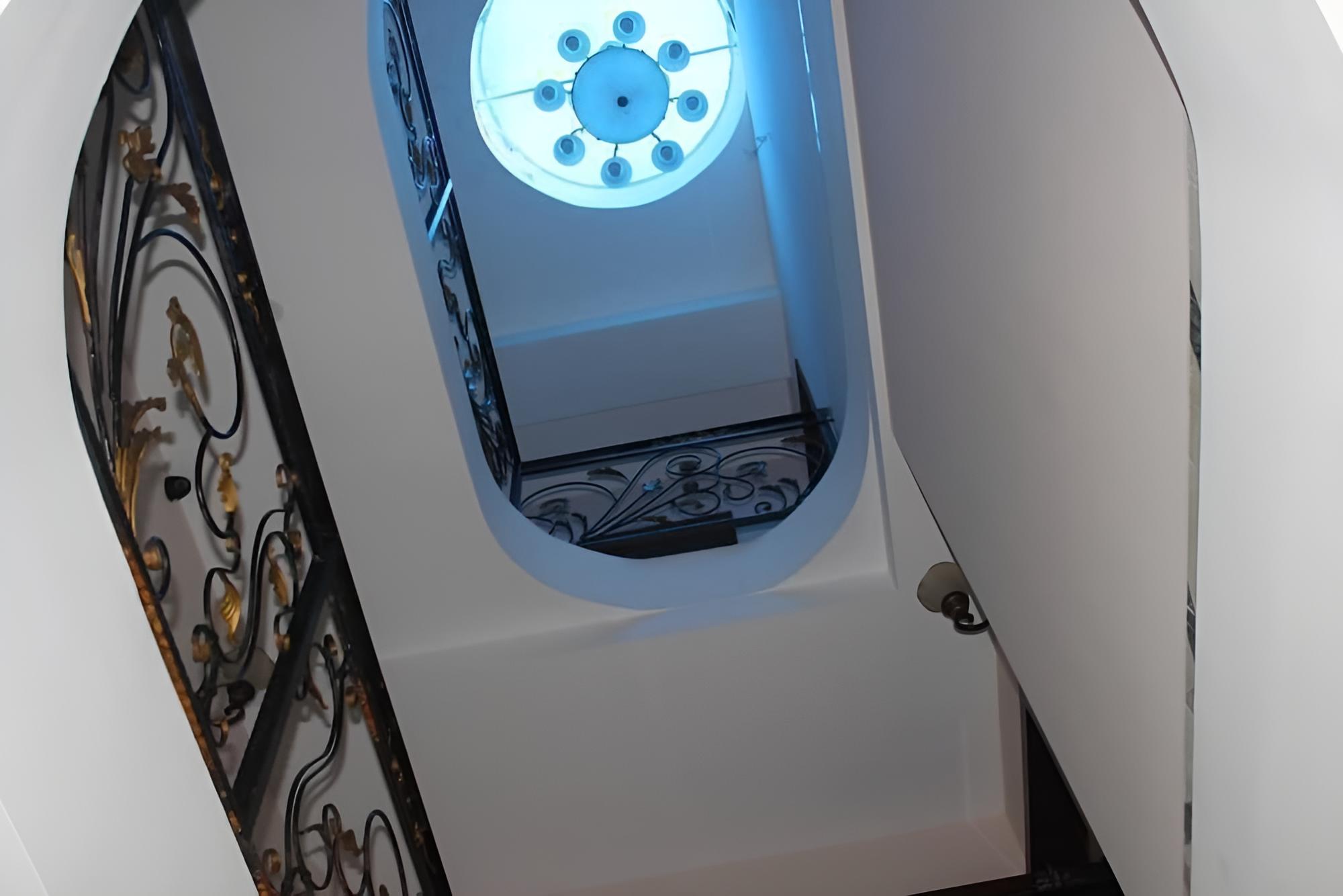Hotel White Palace