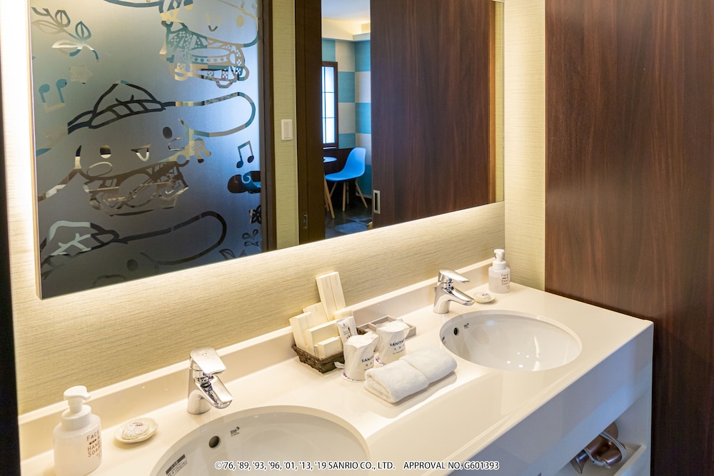 HOTEL OKINAWA WITH SANRIO CHARACTERS 65