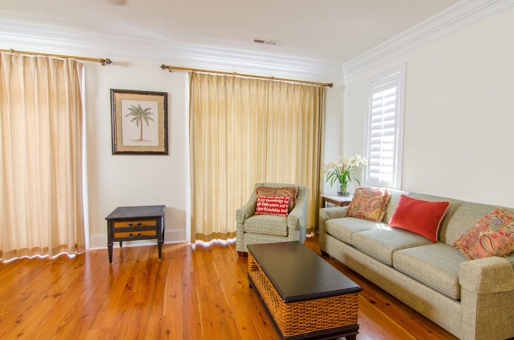 3 BR Beach Houses 25th Ave. South Ocean Blvd