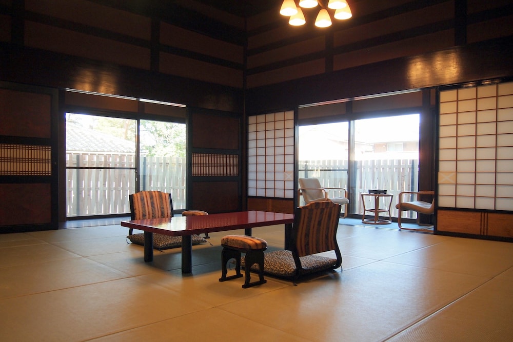 Koshinoyado Takashimaya