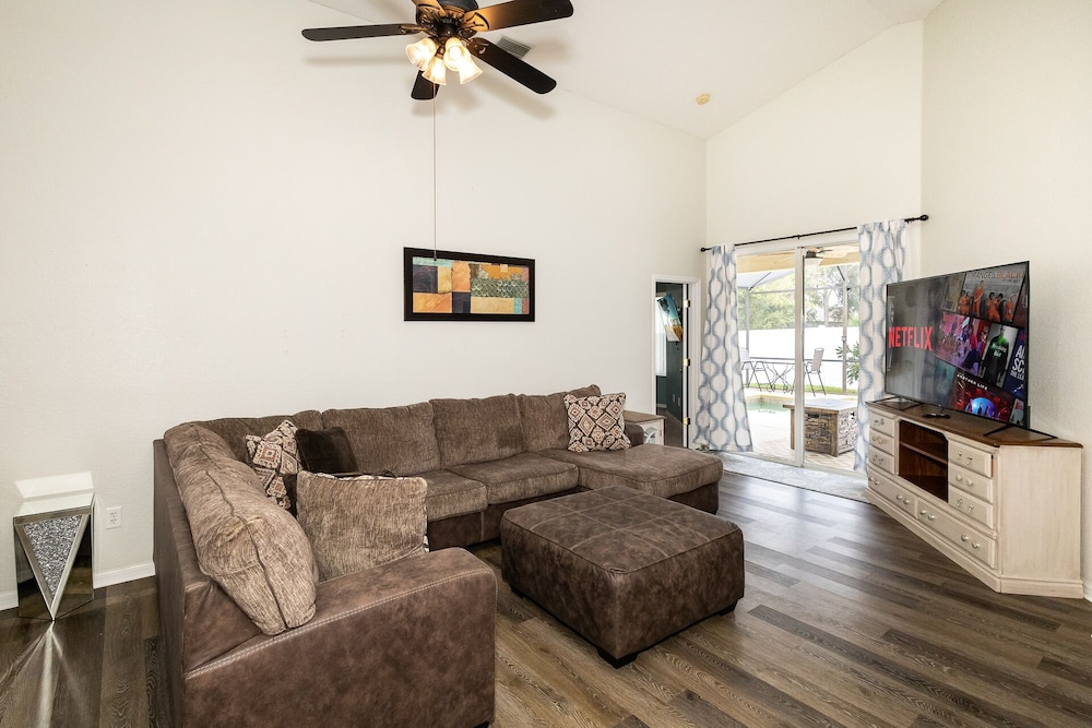 Devine Paradise at Tuscan Ridge - Image 4