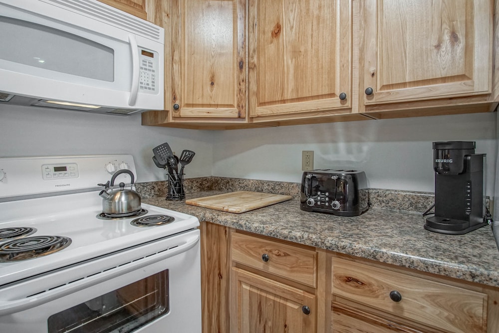 Summit 307d 3Br Condo Close to the Village
