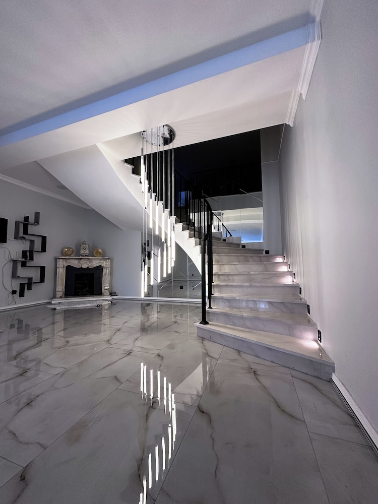 Central Vip Villa