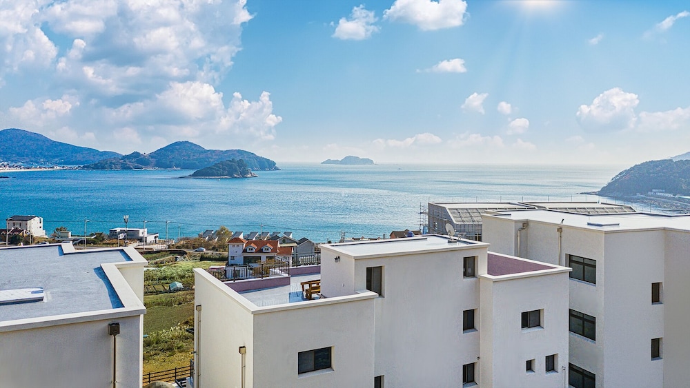 Clover spa pension view 4