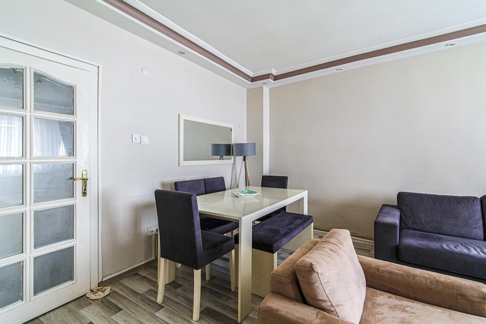 Duplex Cozy Flat With a Balcony Near Nisantasi