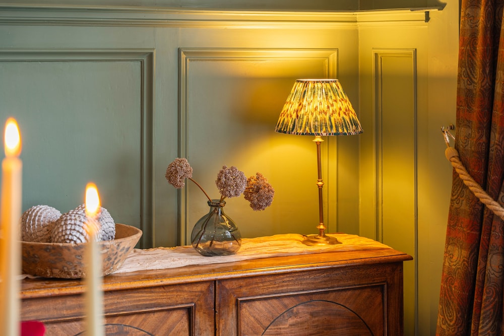 Stone House Hotel
