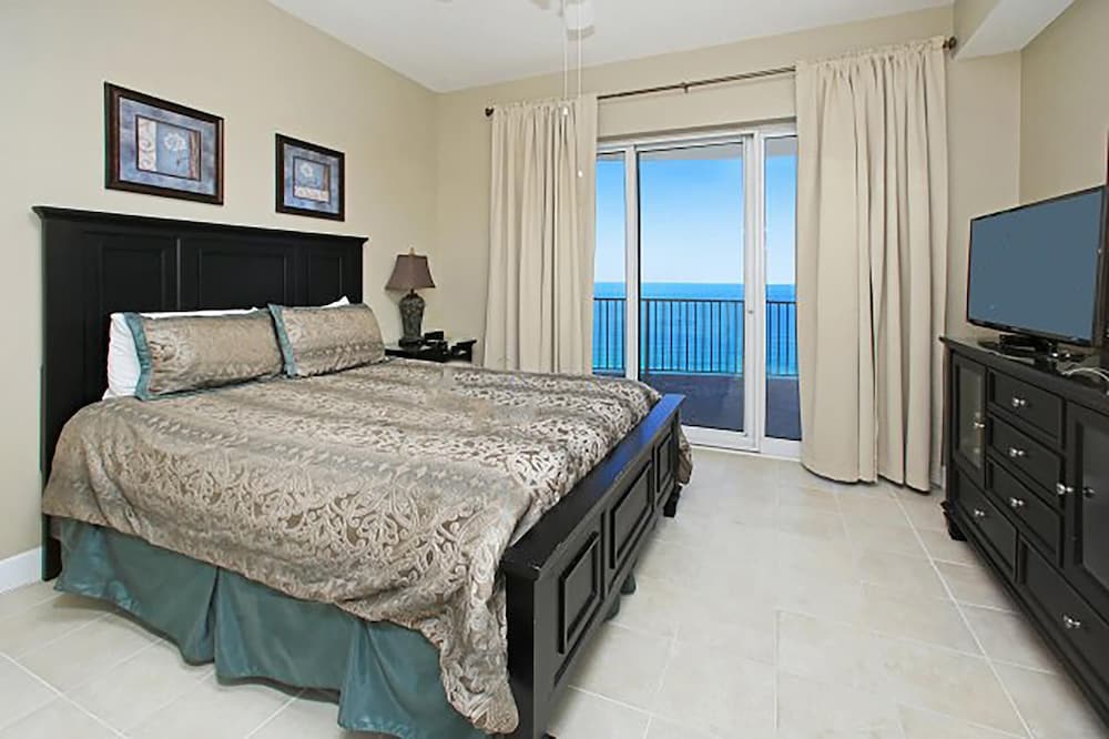 Ocean Villa 2305