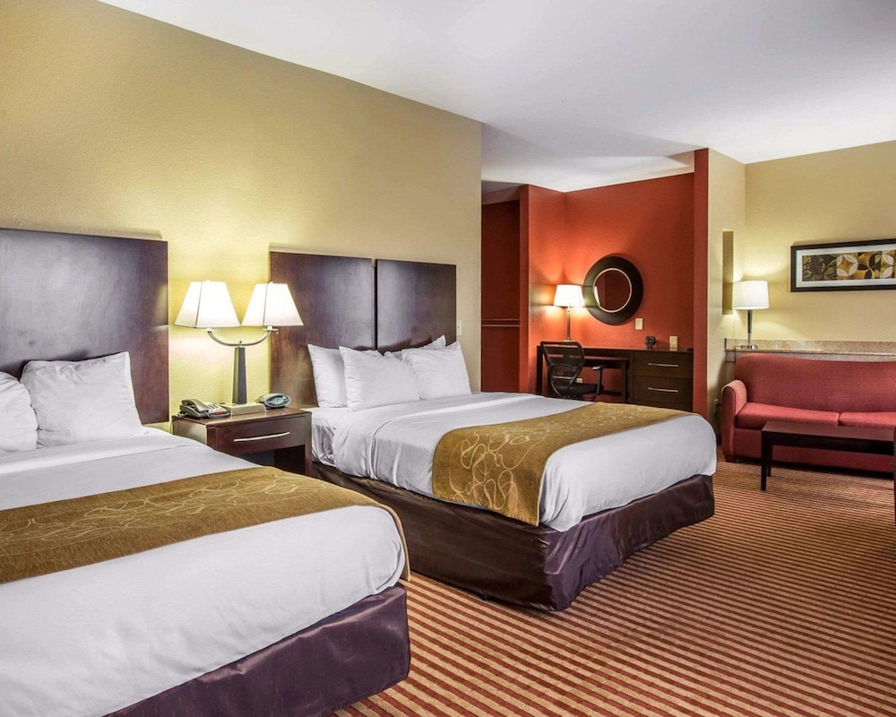 Waycross Vacations - Comfort Suites Waycross - Property Image 5