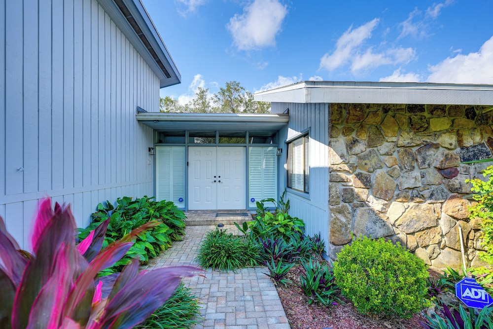 Pet-friendly Haines City Gem w/ Community Pool