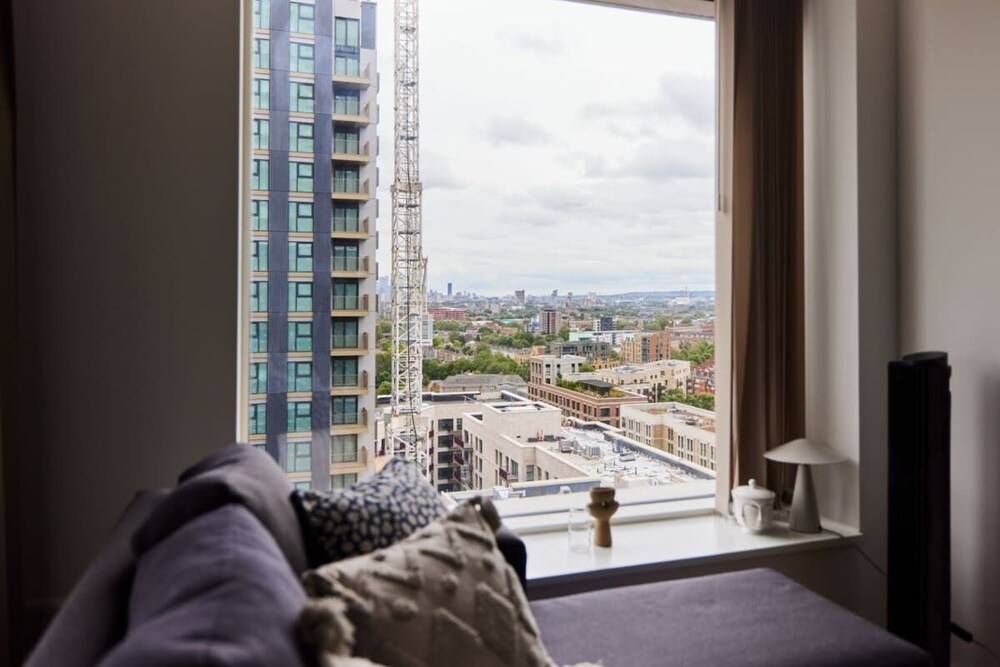 The Elephant and Castle Hideout - Cozy 1bdr Flat With Balcony