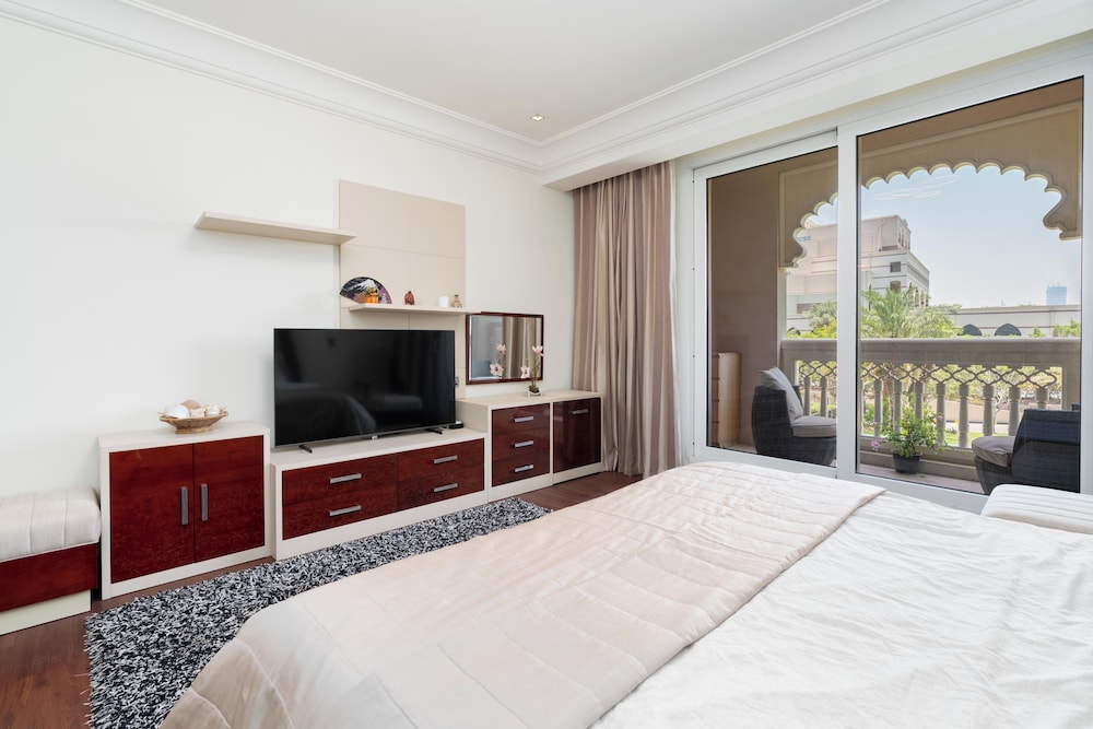 Samaya Holiday Homes-The Palm 1B Suite