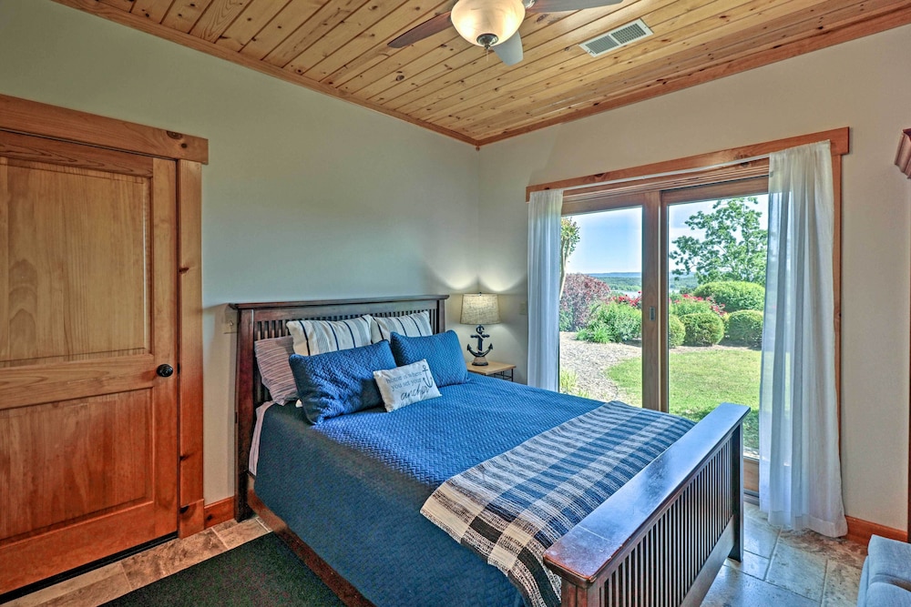Luxury Family Retreat - Greers Ferry Lake! view 3