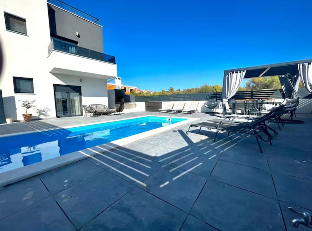 Apartments Villa Lux