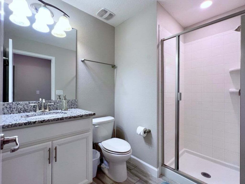 Mickey's Home 5 Bed Town-home With Private Pool! 5 Bedroom Townhouse
