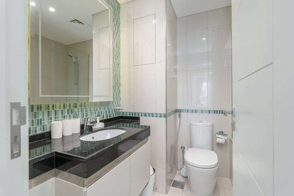 Marina Views and a 3 Bedroom Apartment in Dubai Marina