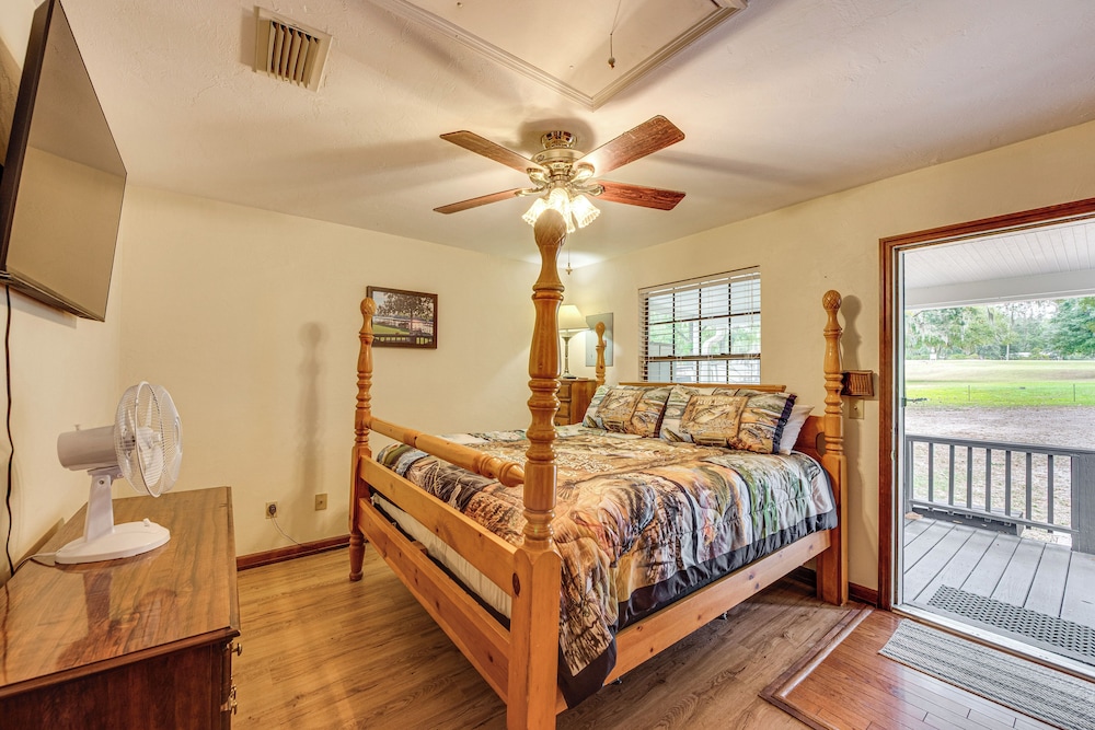 Lake Talquin Townhome at Whippoorwill Lodge!