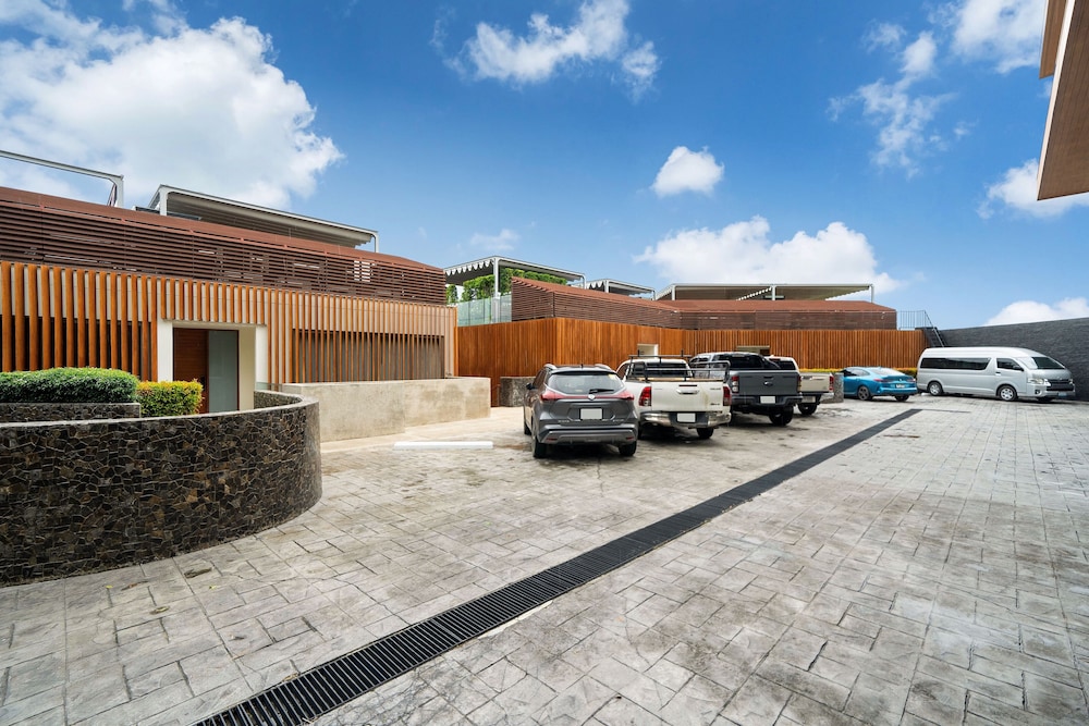 SeaView 3BR Apartment 812 in BluePoint