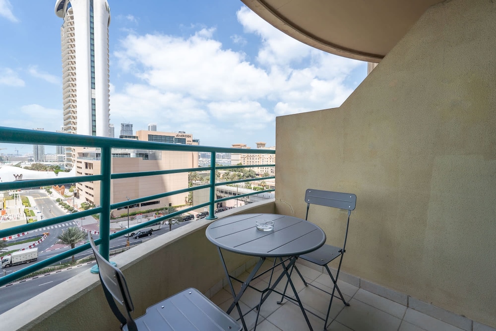 1 Bedroom in Marina With Stunning Ain Dubai View