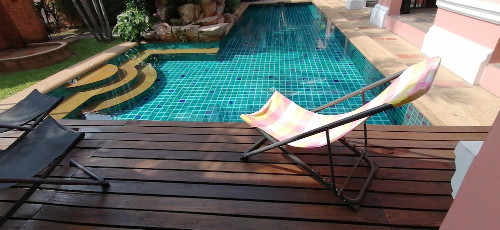 Pratamnak villa