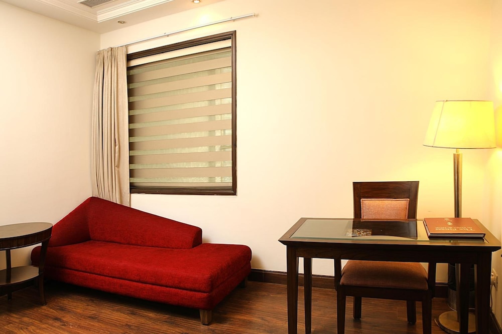Inde Vista Woods Signature Tower