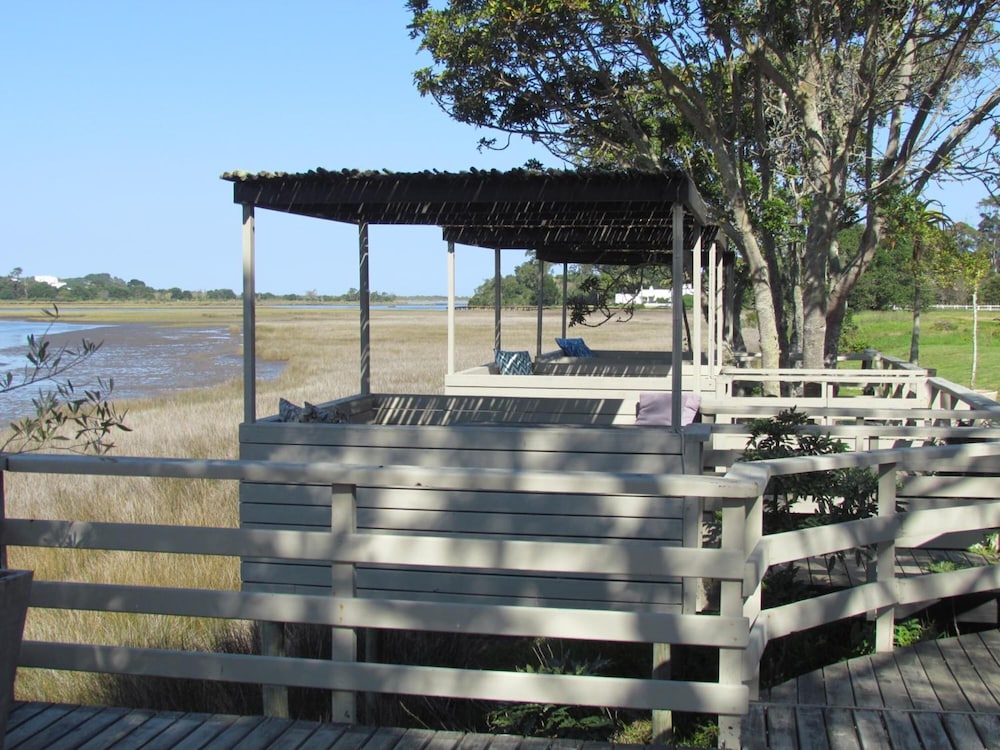 Plett River Lodge
