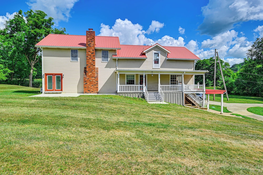 Rural & Private Dover Retreat: Close to Wineries!