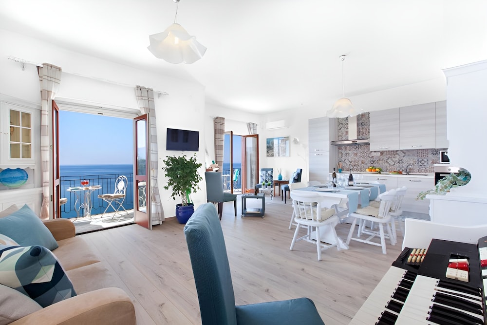 Mar Sunset Relax photo 5