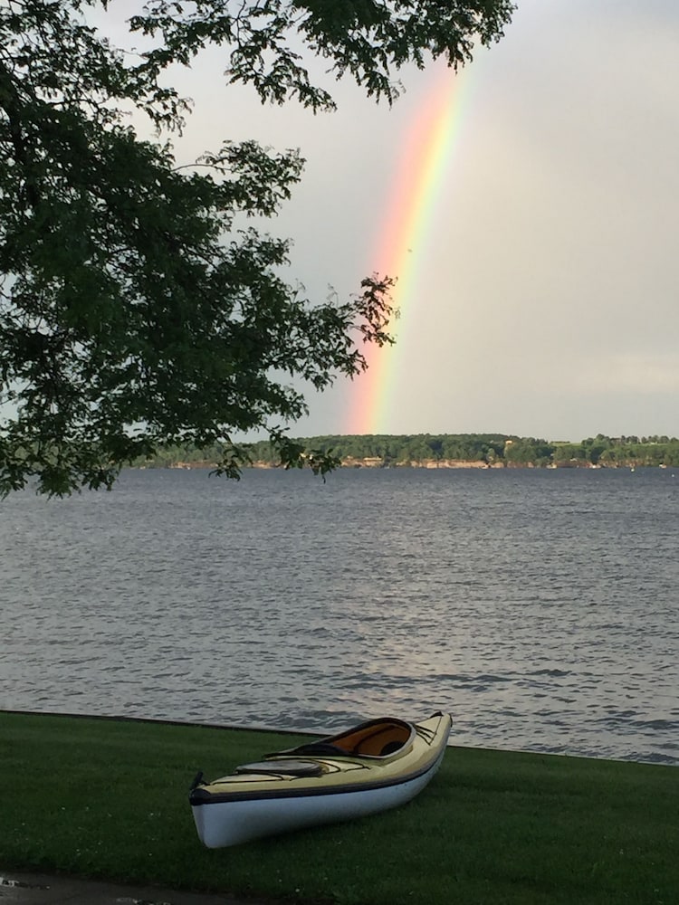 Waters Edge B&B Resort
