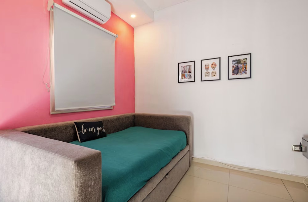 Adhoc Boutique Barrio Antiguo