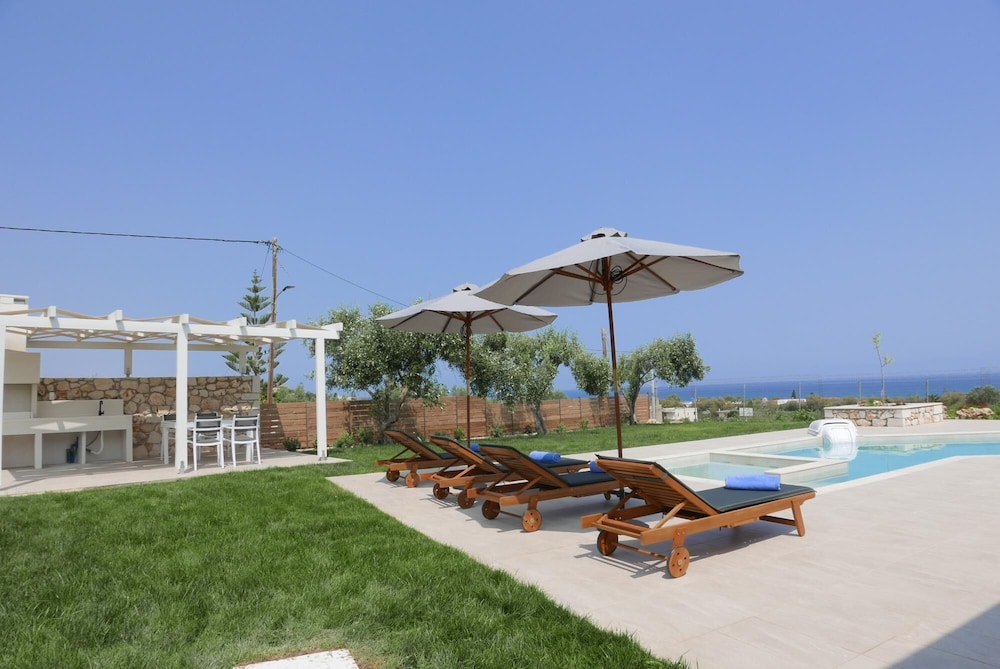New Villa 2 Adele Kampos view 2