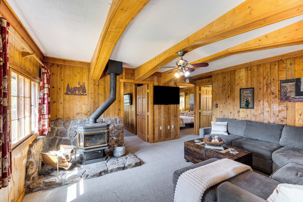 Pike National Forest Access: Secluded Divide Cabin