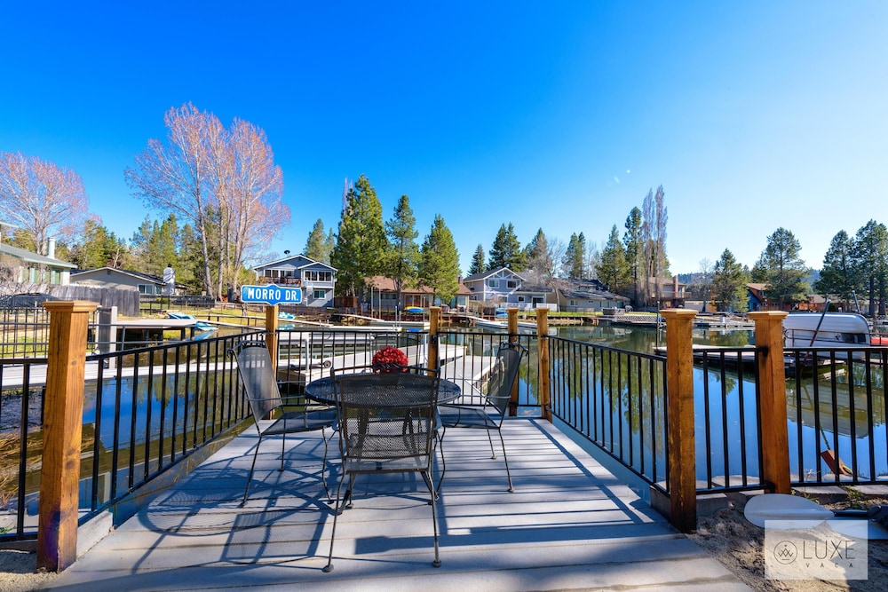 Lake Tahoe Vacations - Mv25: Waterfront Tahoe Keys Home -30 Days Minimum - Property Image 24