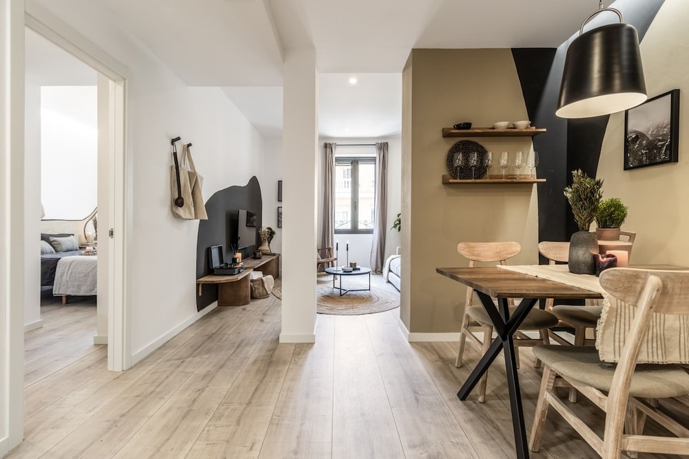 Appy - 1 Bedroom in Trafalgar