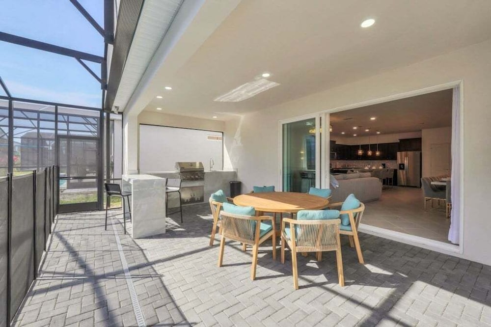 10 Bed 8 Bath Villa Gamesroom & Pool 16284saint 10 Bedroom Villa