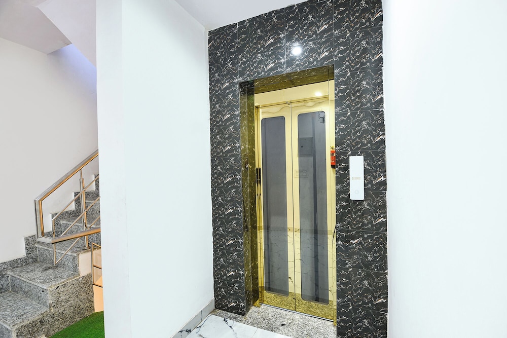 Fabhotel Asp Royal Residency I